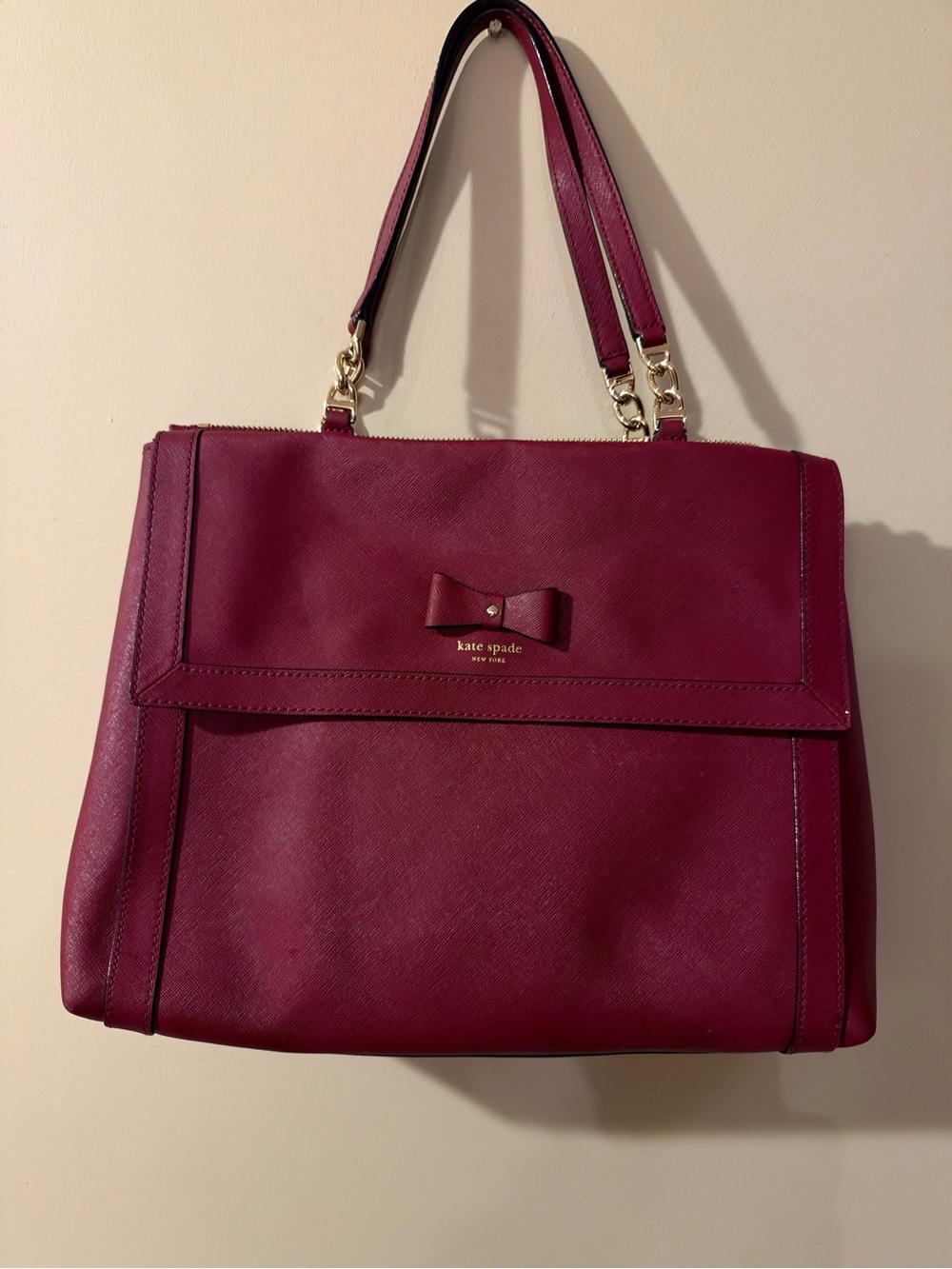Kate Spade Kate Spade Hazel Court Mason Shoulder Bag in Burgundy